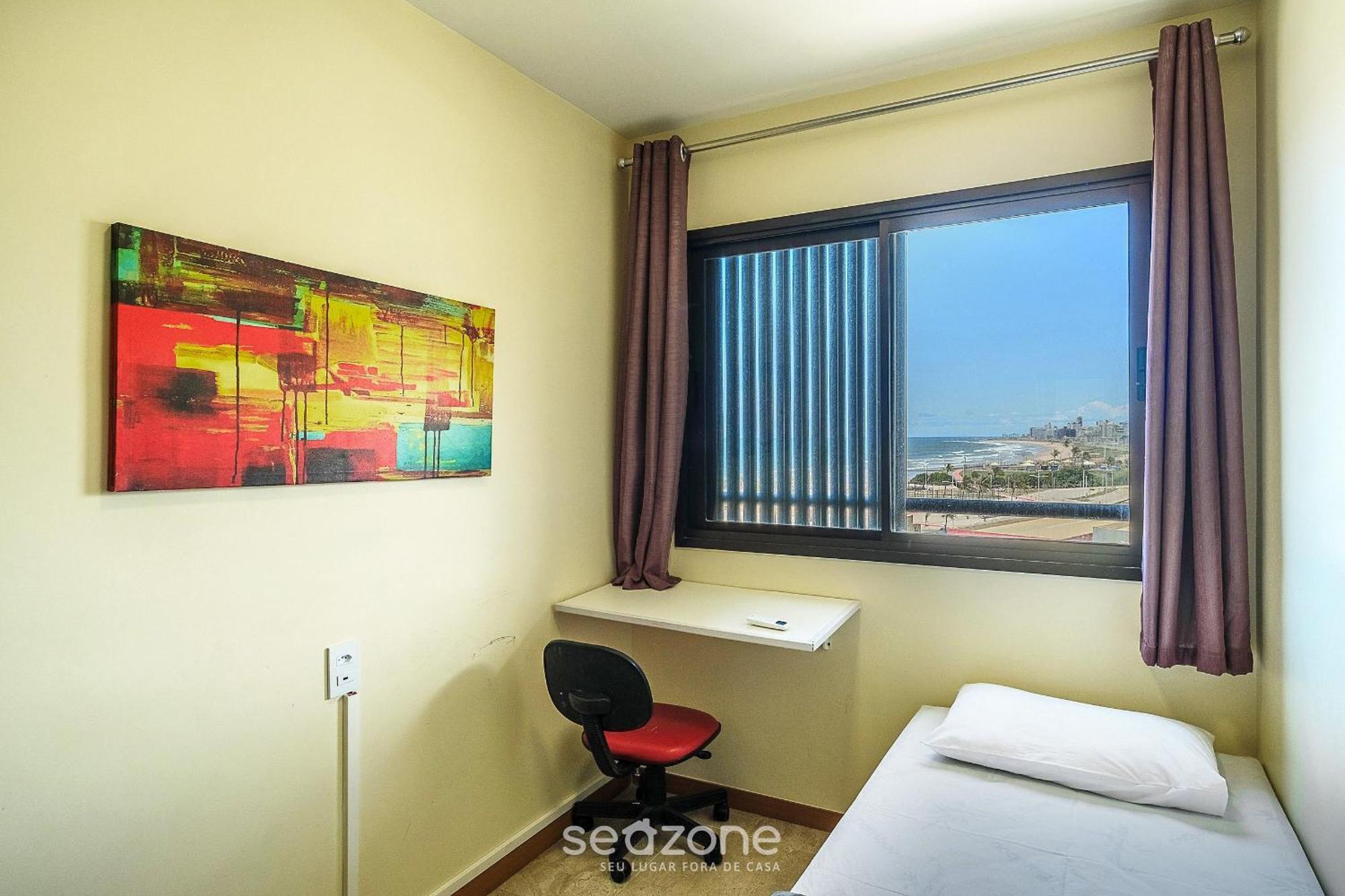 Soa - A 300m Da Dos Artistas Em Apartamento Salvador